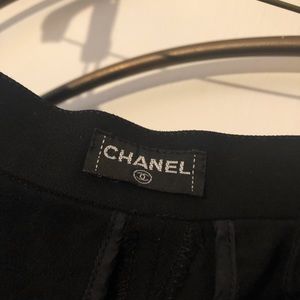 CHANEL Black Shorts Vintage Gold 🖤